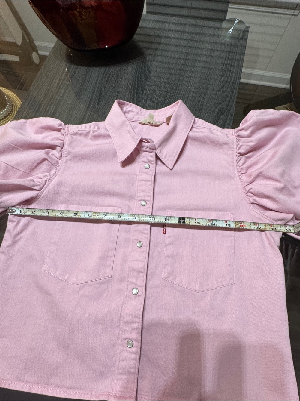 Levi's Light Pink Puff-Sleeve Button-Front Shirt - Picture 11 of 16